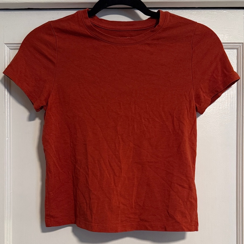 Old Navy Red-Orange Cropped Short Sleeve Top